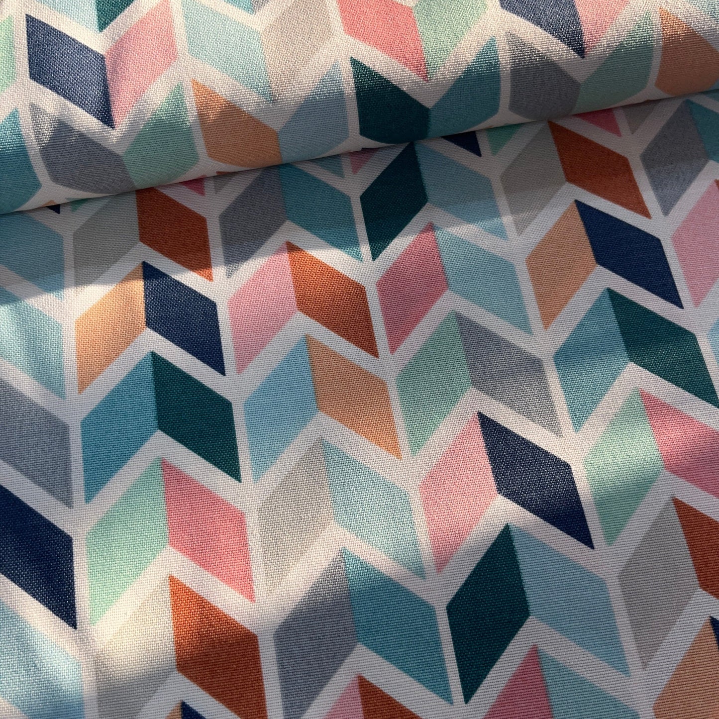 Toile Déperlante Premium - Geometric Arrow Tissu Ameublement MYTISSUS 