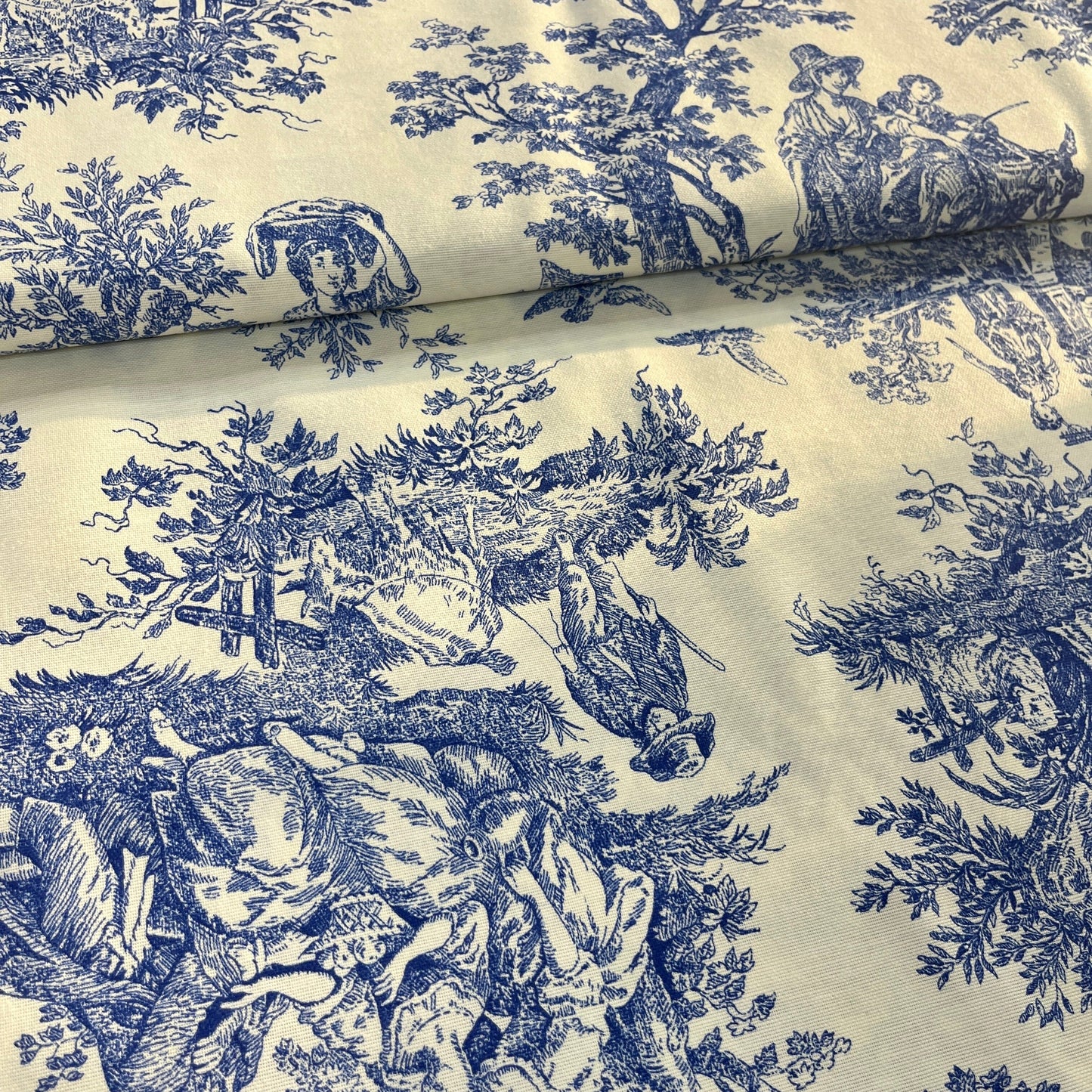 Toile Déperlante Premium - Style Jouy Bleu Tissu Ameublement MYTISSUS 