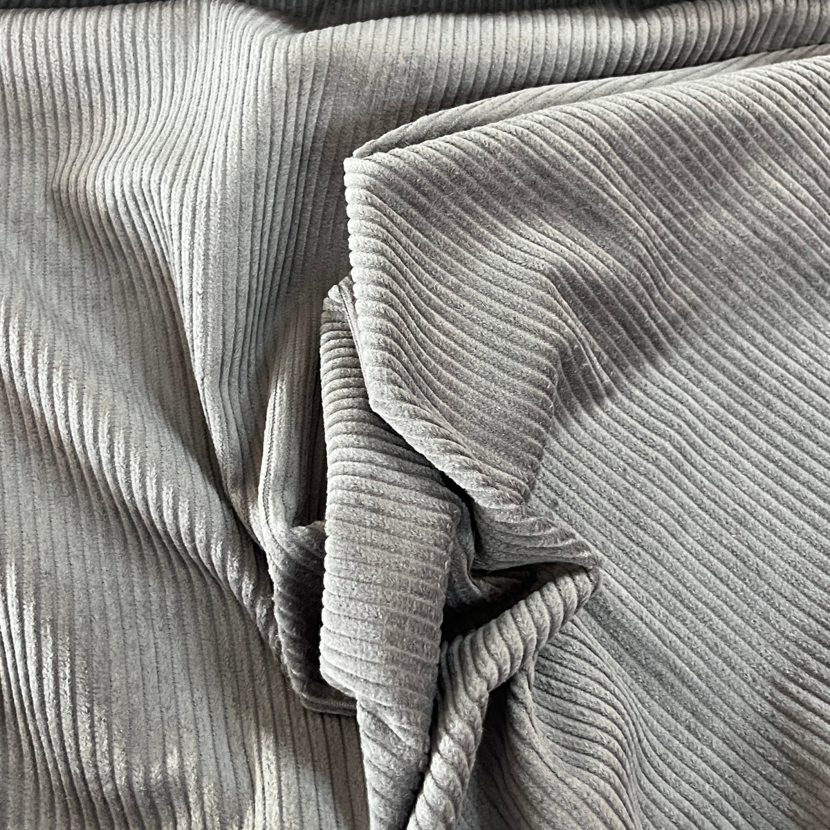 Velours Côtelé Grosses Côtes 4,5W - 100 % Coton Sans Élasthanne - Laize 140 cm